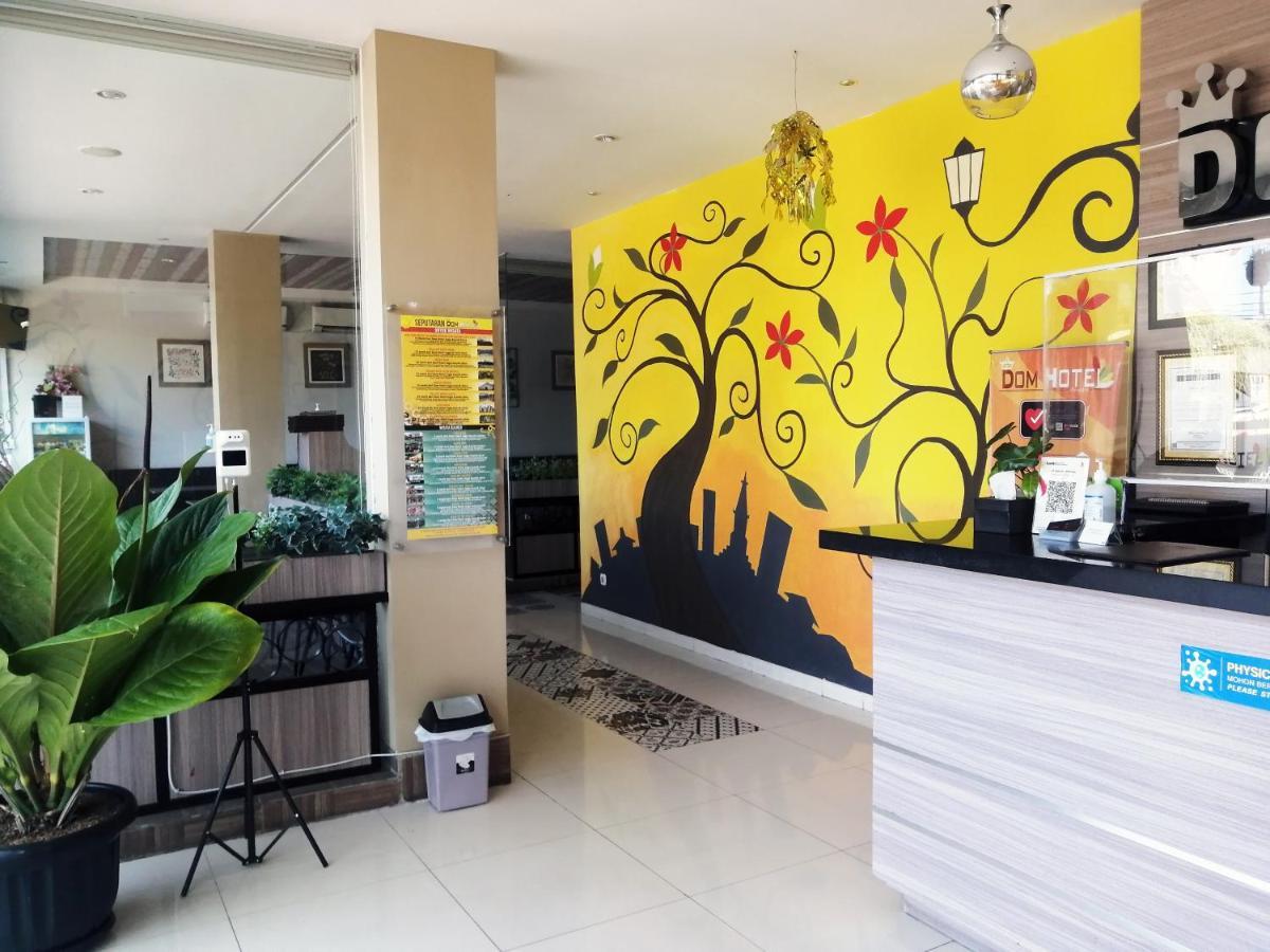 DOM Hotel Jogja Ngaglik Buitenkant foto