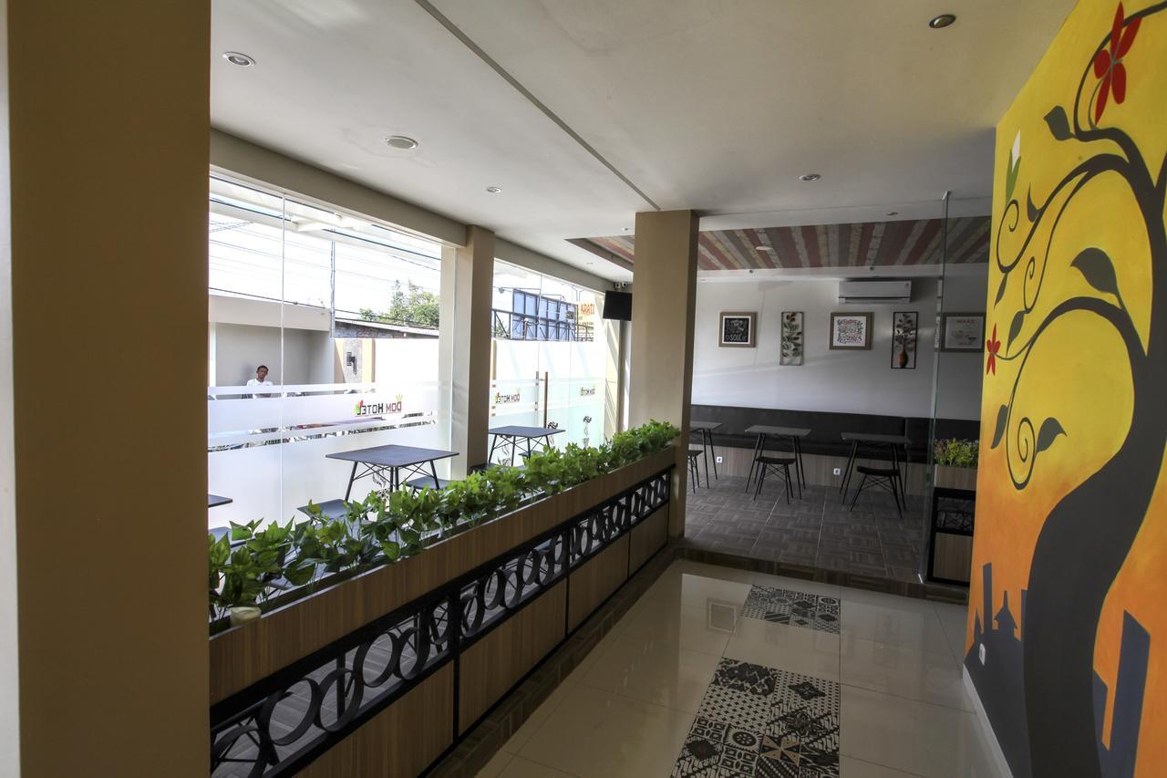 DOM Hotel Jogja Ngaglik Buitenkant foto
