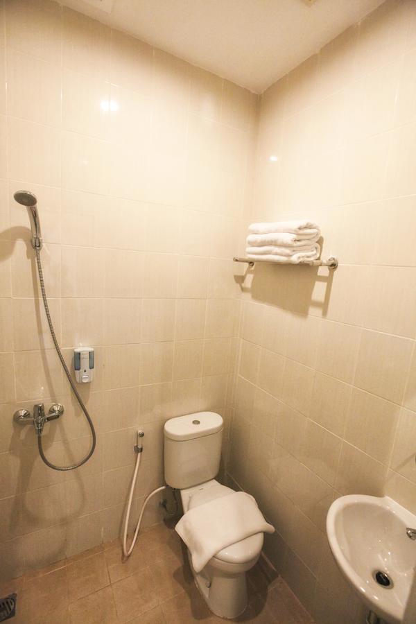 DOM Hotel Jogja Ngaglik Buitenkant foto