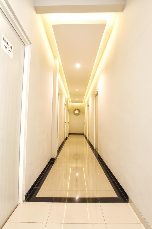 DOM Hotel Jogja Ngaglik Buitenkant foto